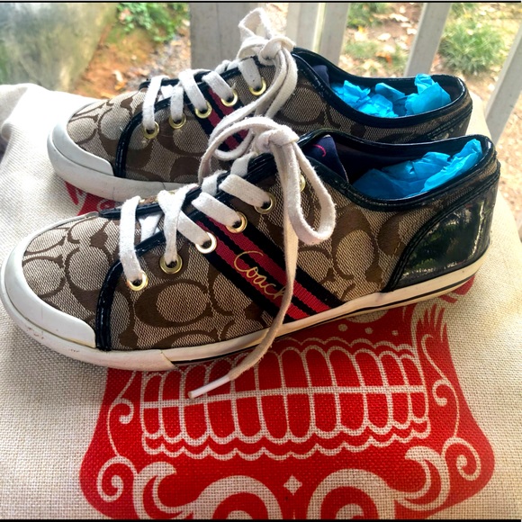 coach signature tennis shoes